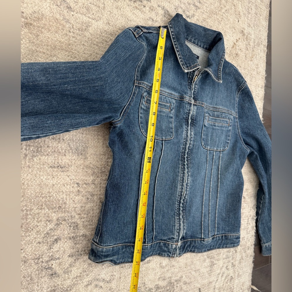 GAP unique zipper denim jacket ❤️❤️awesome jacket year round!!! - Picture 3 of 4